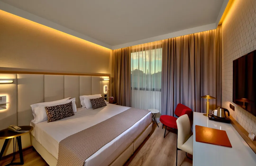 Savhotel Aemilia Bologna-1
